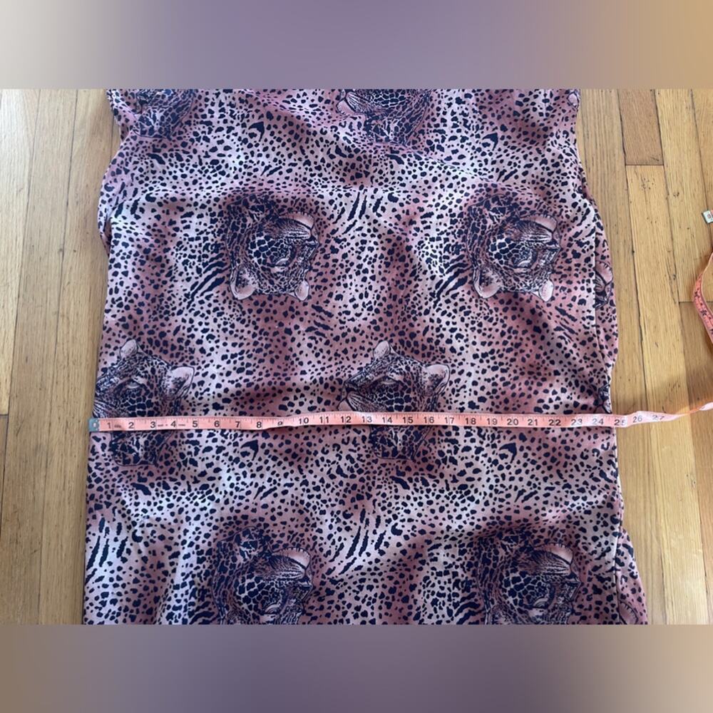 Late 70s-80s Leopard Caftan with Leopard Faces - Picture 9 of 10